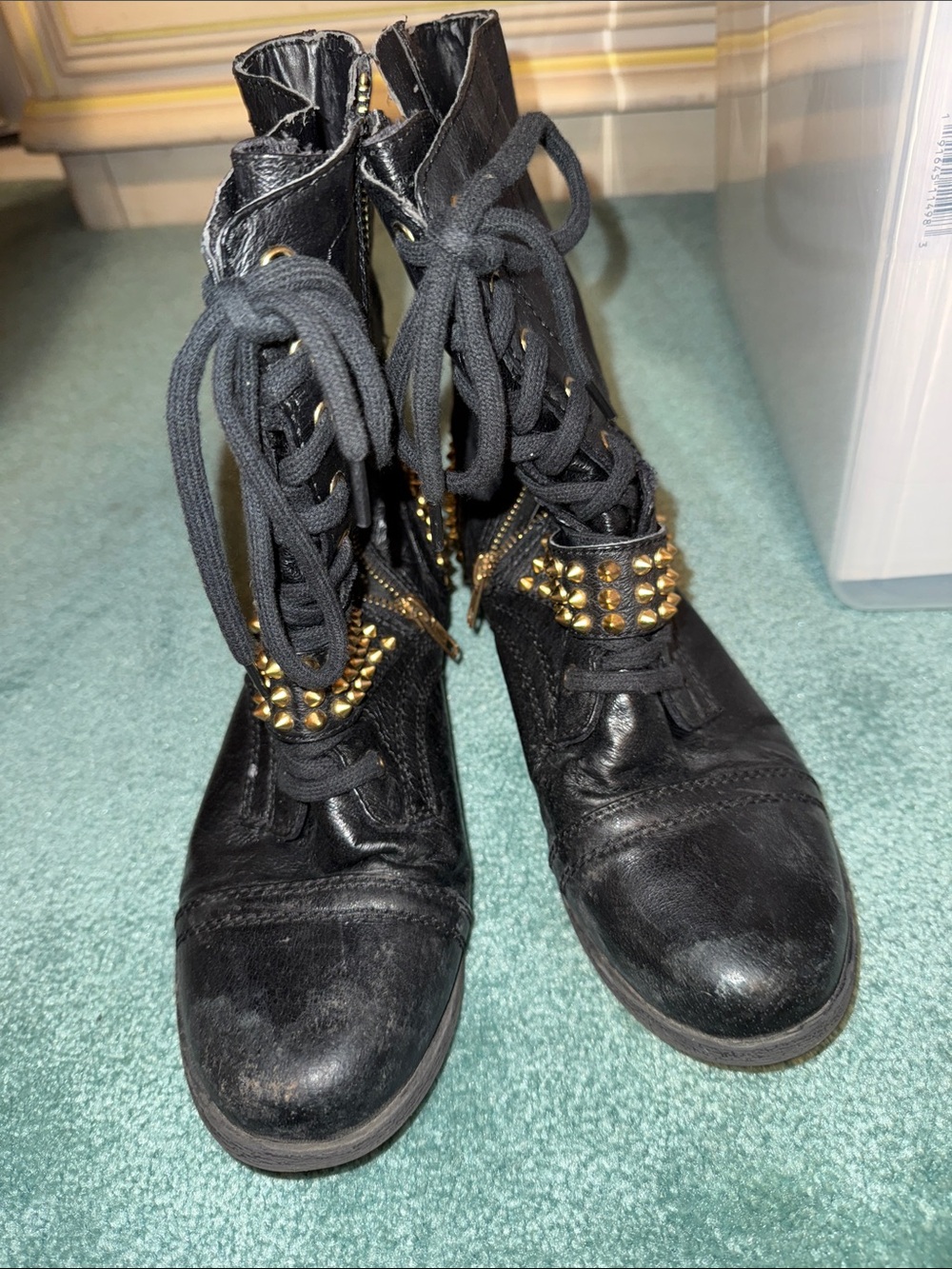 Steve Madden Ternn Studded Lace-Up Women’s Combat Boots 7.5